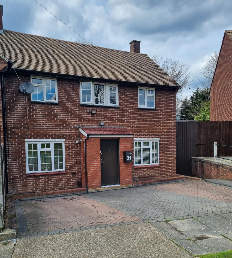 3 Bedroom Semi Detached House For Sale At Berens Road Orpington Bromley