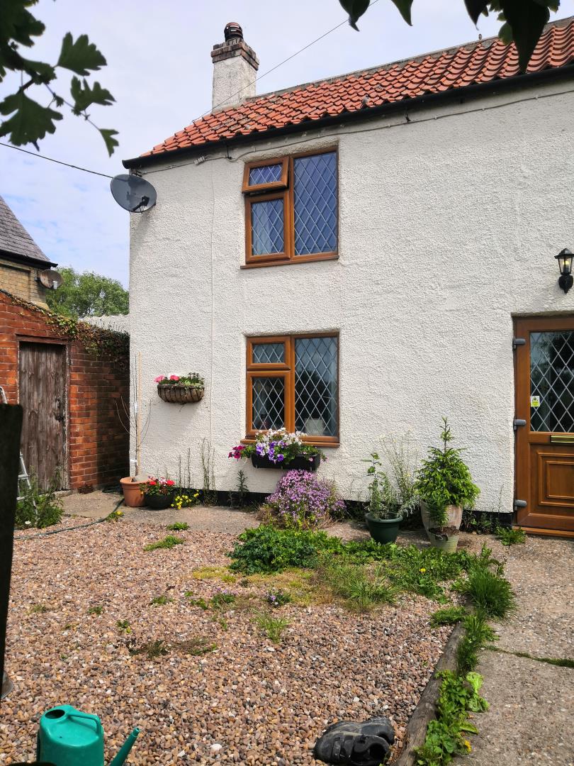 2 Bedroom Detached House For Sale At Main Street Gayton Le Marsh Alford
