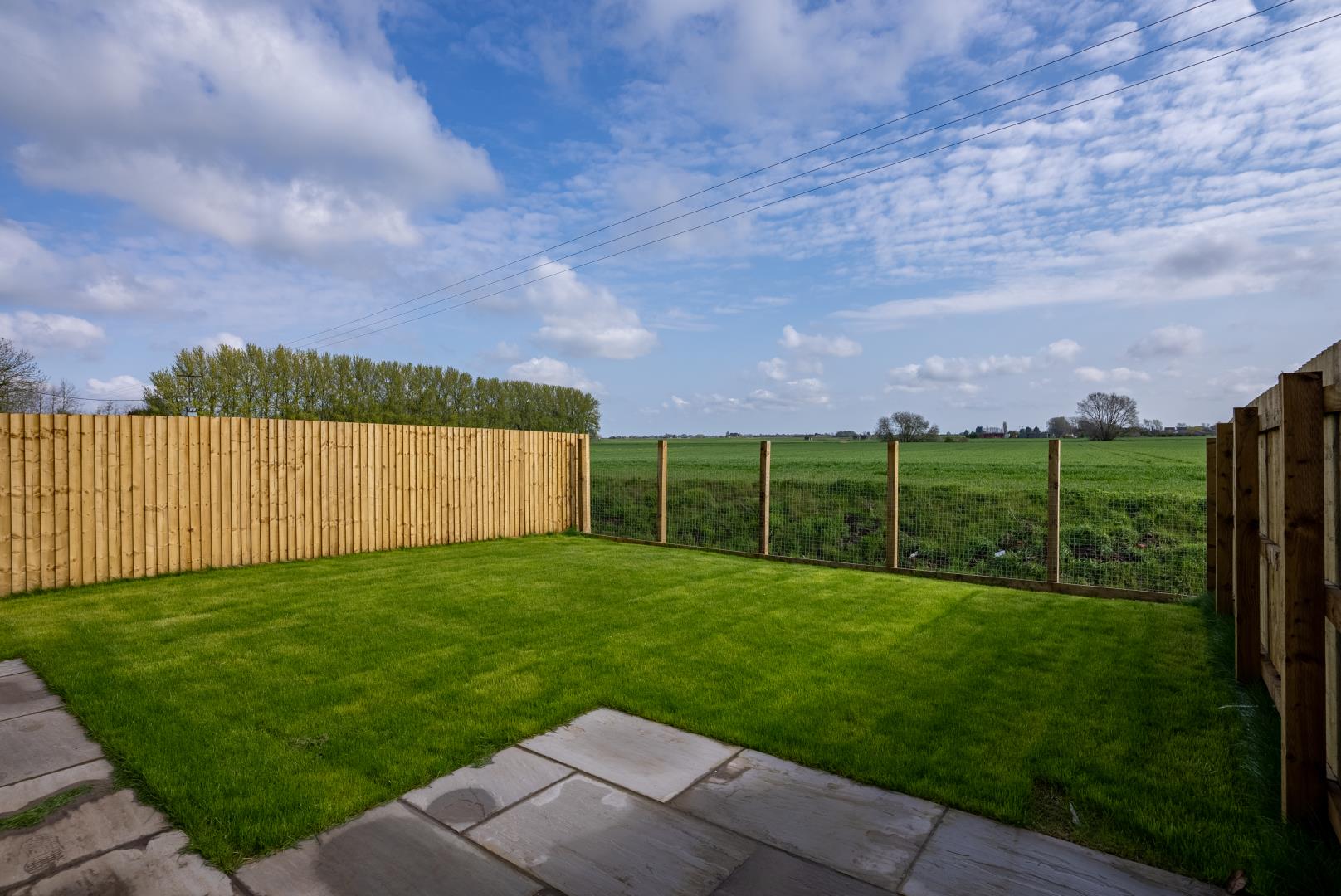 3 Bedroom Semi Detached House For Sale At Gull Road Guyhirn