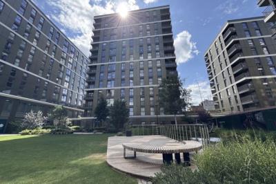 Flat 28   4/F  Holly House  5 Eden Grove